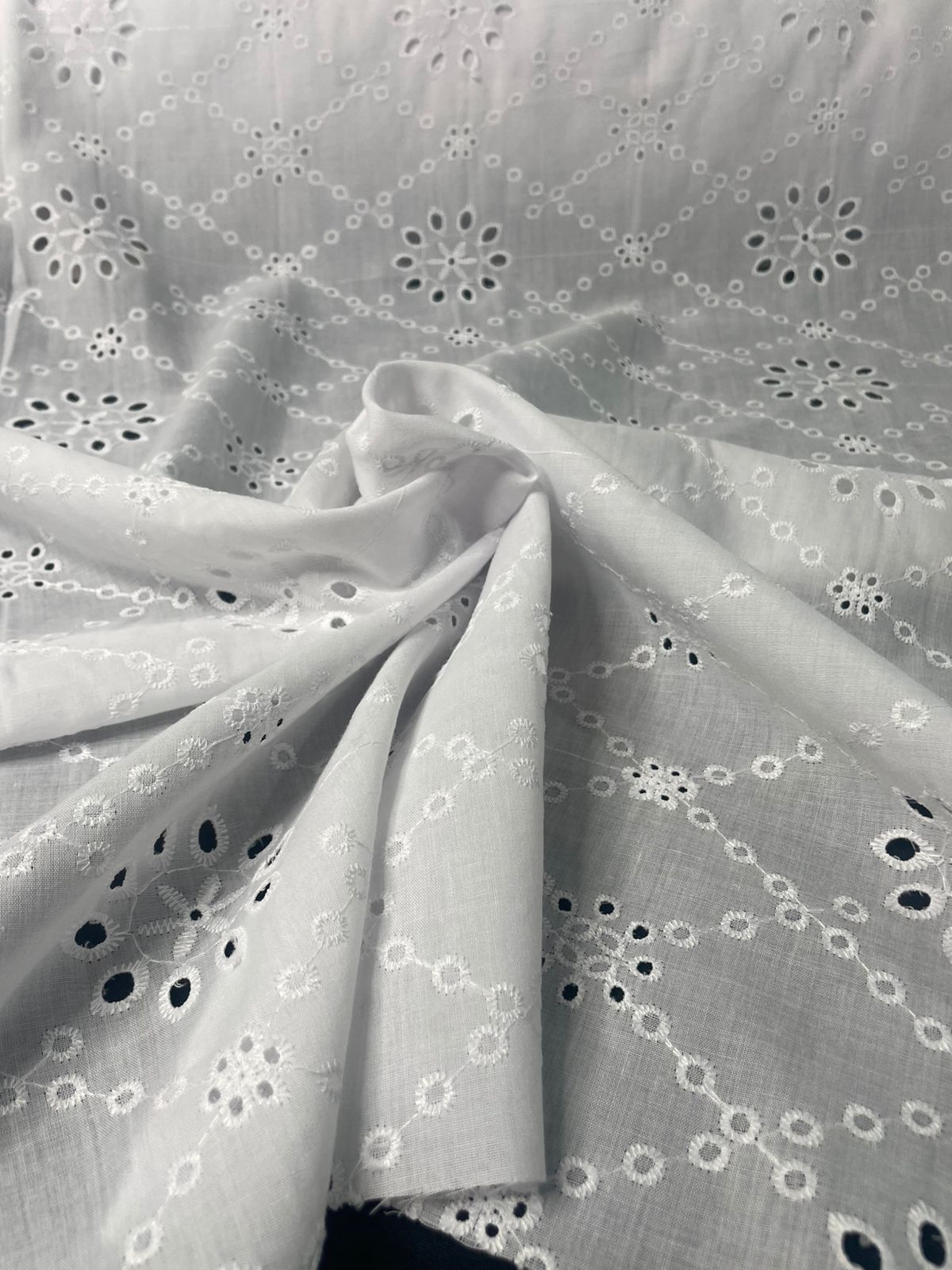 Laise Bordado Algodão Flex Flores Branco 2