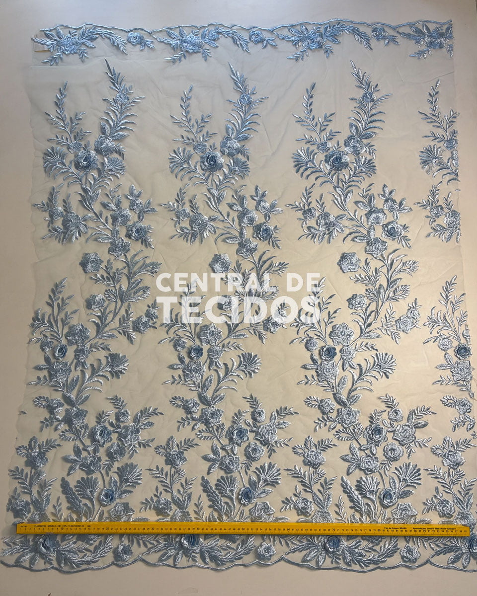 Tule Bordado London 3D Azul Bebê - Largura 1,38m X Comprimento 1,00m