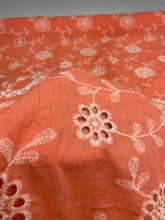 Laise Bordado Flor Coral