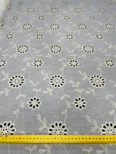 Broderi Laise Bordado Flor