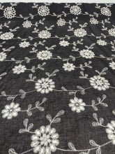 Laise Bordado Ramos Preto