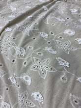 Laise Bordado Linho 01 