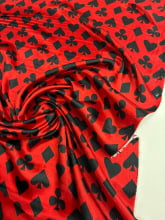 Cetim Estampado | Naipes Preto - Fundo Vermelho