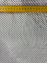 Cetim Estampado Poá Preto PP Fundo Branco