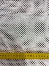 Cetim Estampado Poá Vermelho PP Fundo Branco 