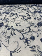 Tule Bordado Turim Azul Marinho