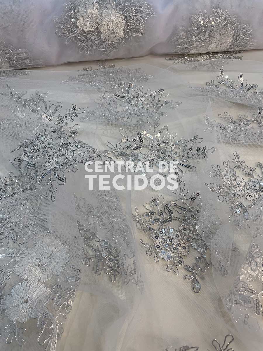 Tule Bordado Branco com Prata