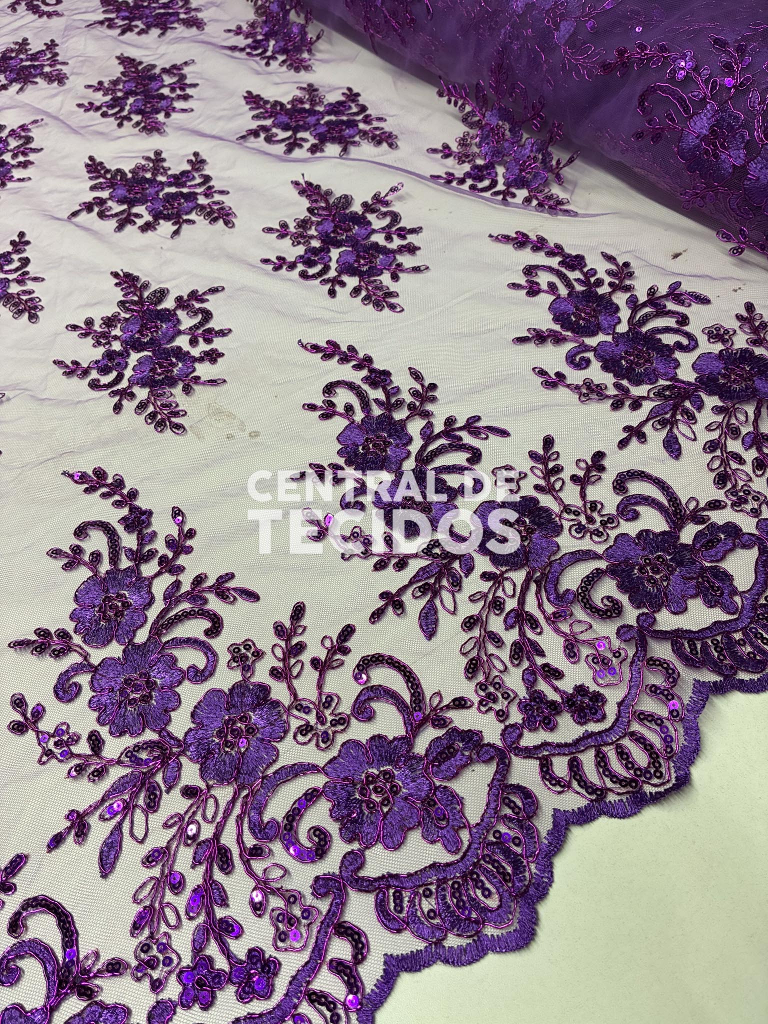 Tule Bordado Metálico Soho Roxo 252