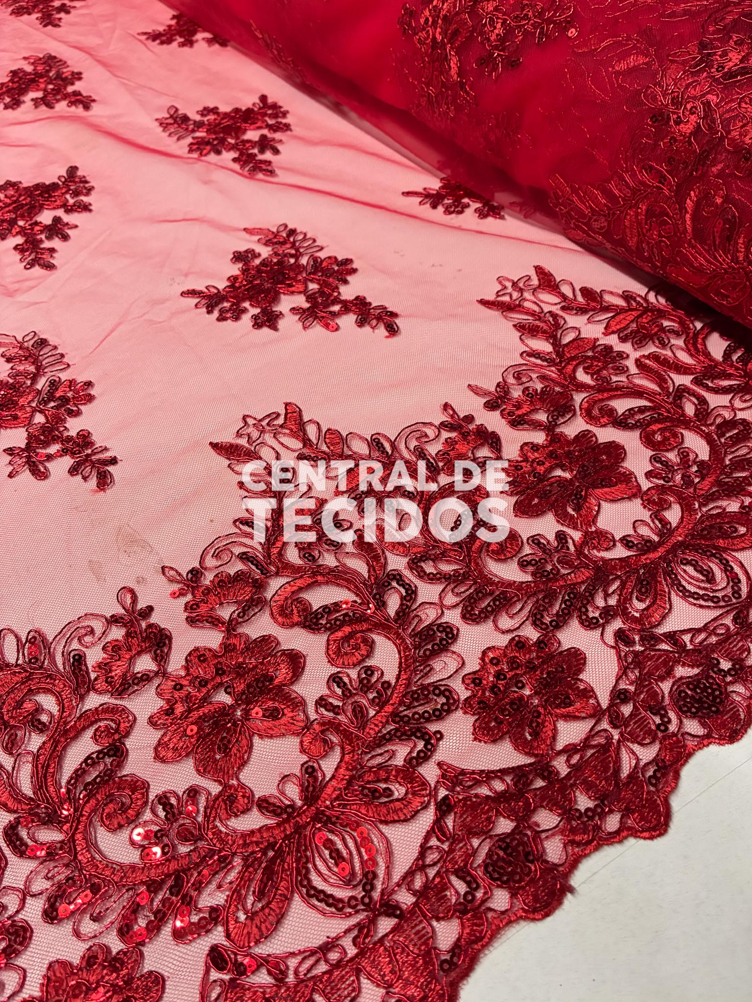 Tule Bordado Metálico Soho Vermelho 251