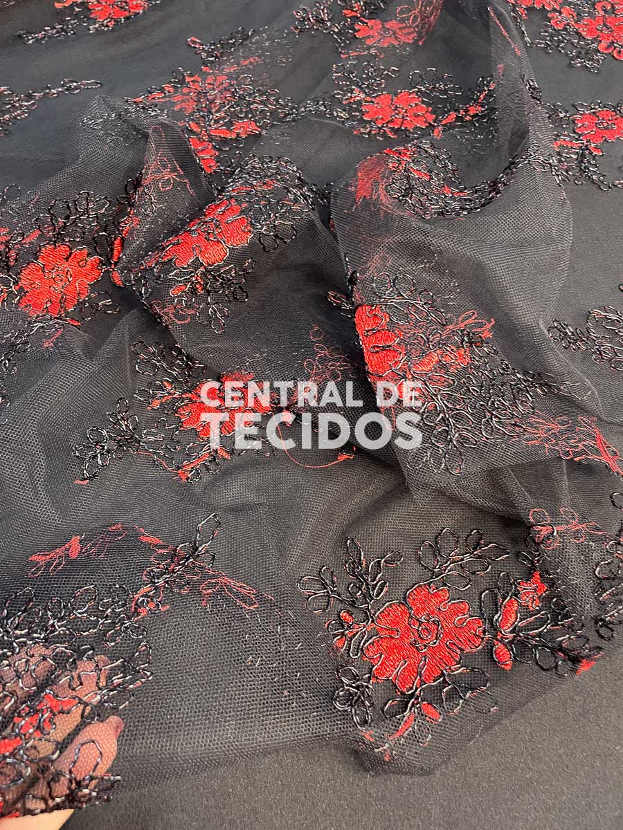 Tule Bordado Preto com Vermelho