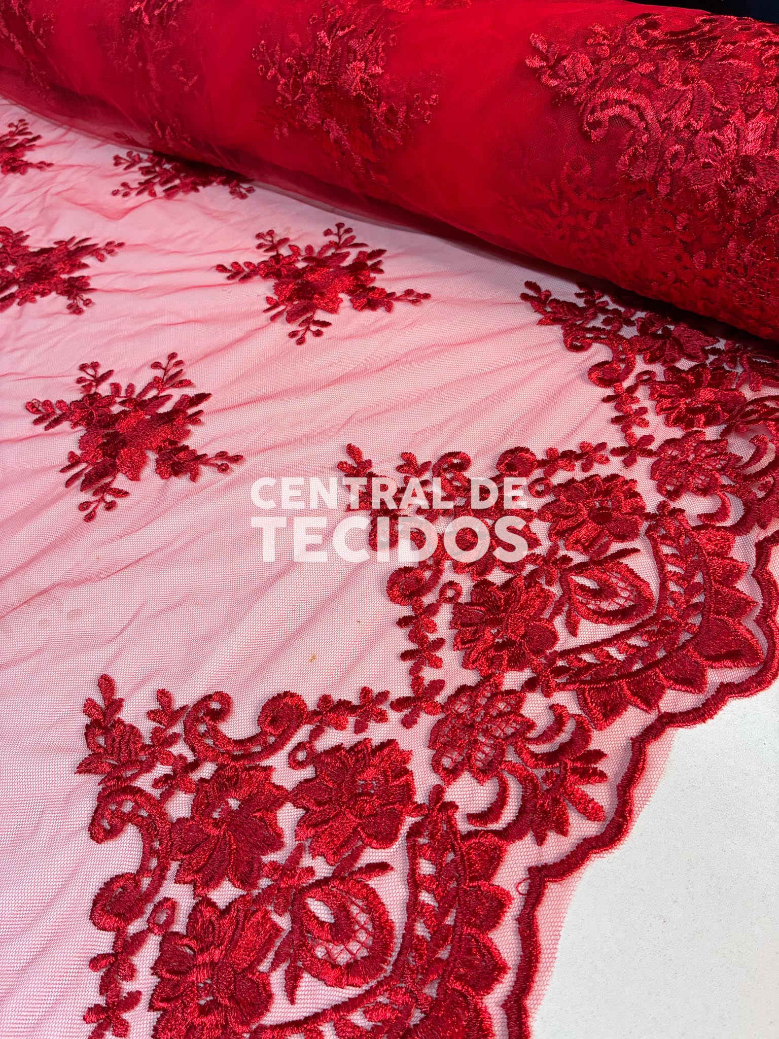 Tule Bordado Juliana Vermelho 25